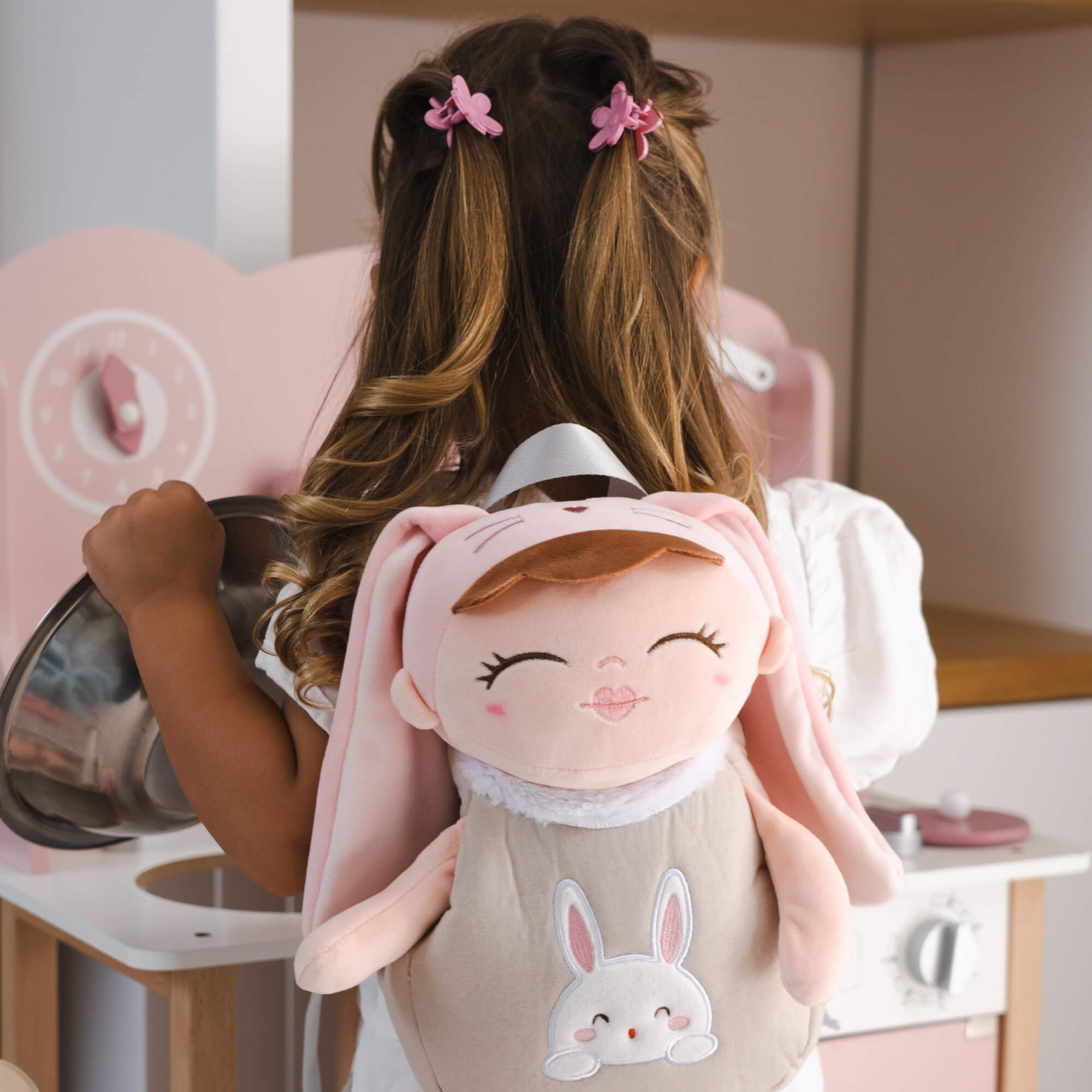 Child carrying Dreambaby toddler super soft rabbit backpack